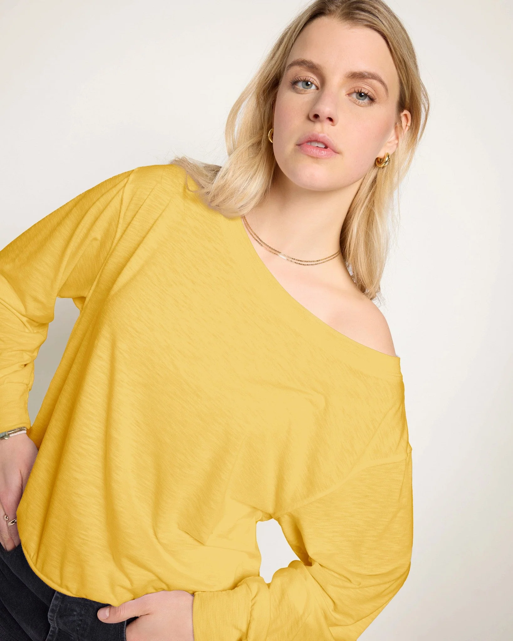 Brooksville Slub Off the Shoulder Top - Image 15