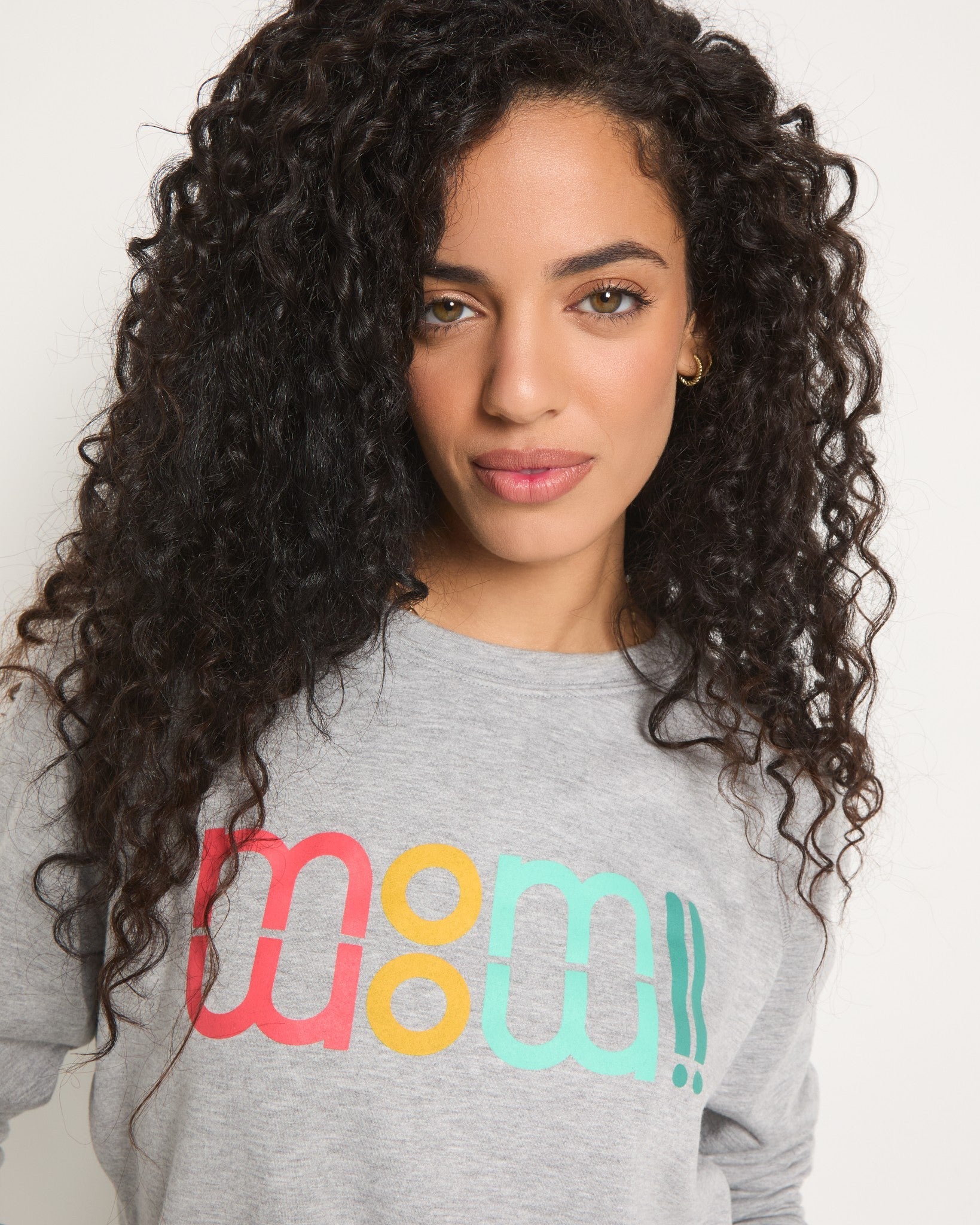 Graphic "Mom!" Sweatshirt - Image 5