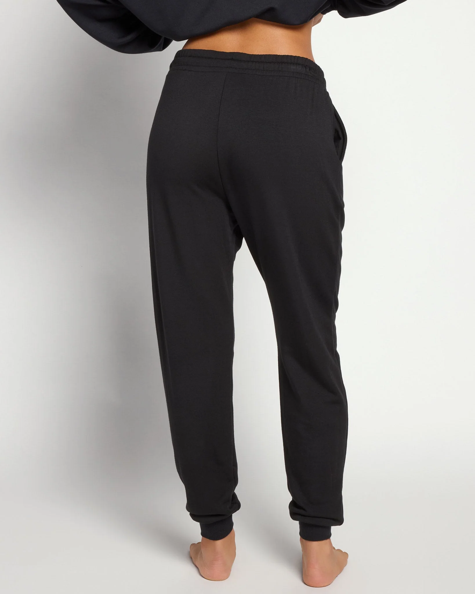 Over the Clouds Jogger - Image 3